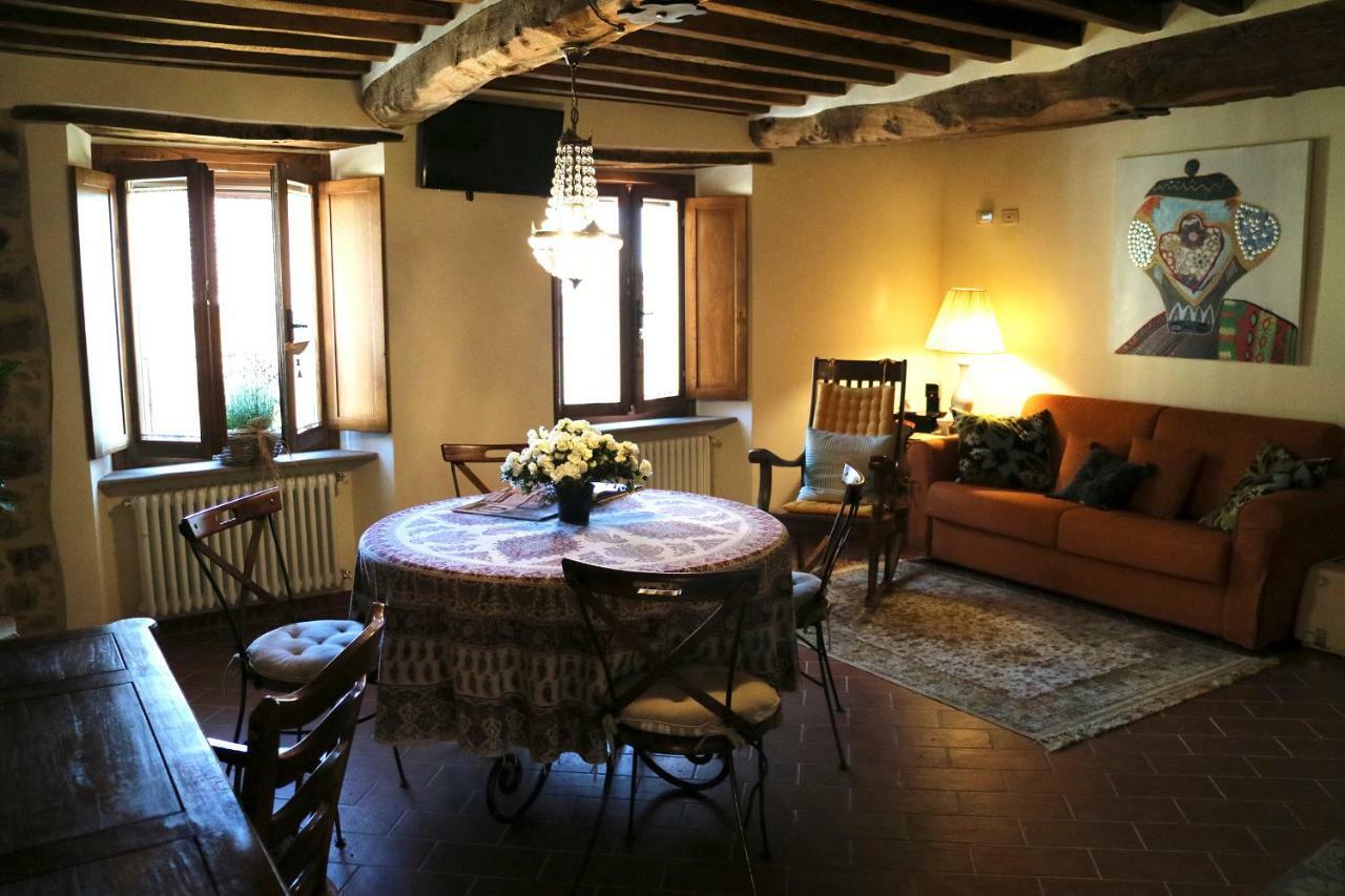 Andante Appartamenti Castelnuovo di Val di Cecina Exterior foto
